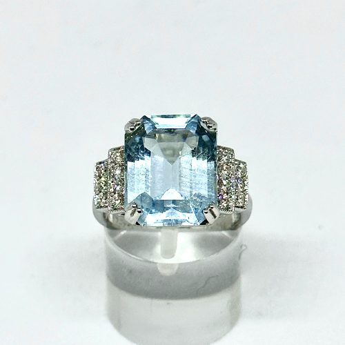 Art Deco Style Aquamarine and Diamond Ring